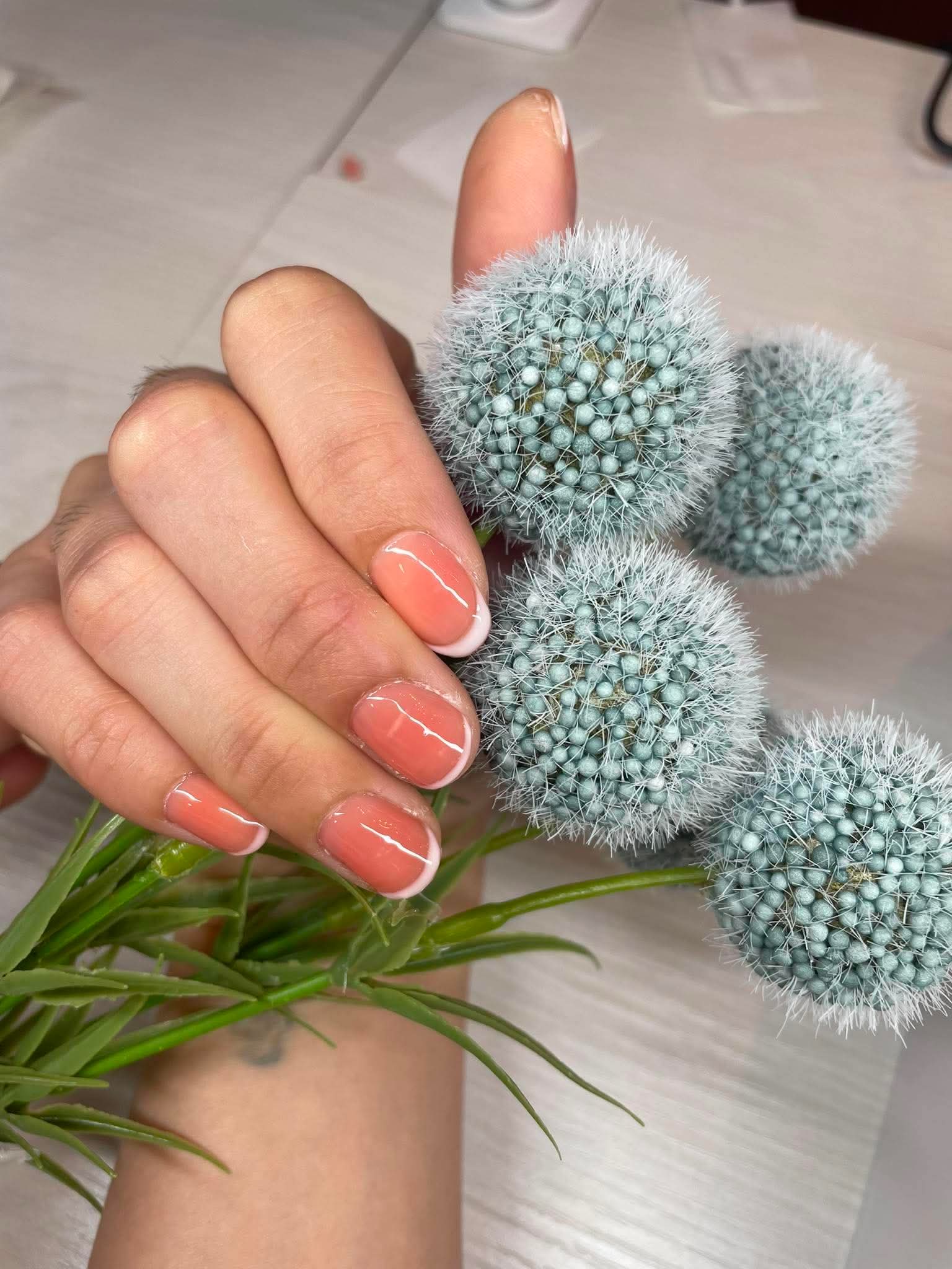Coral nail design